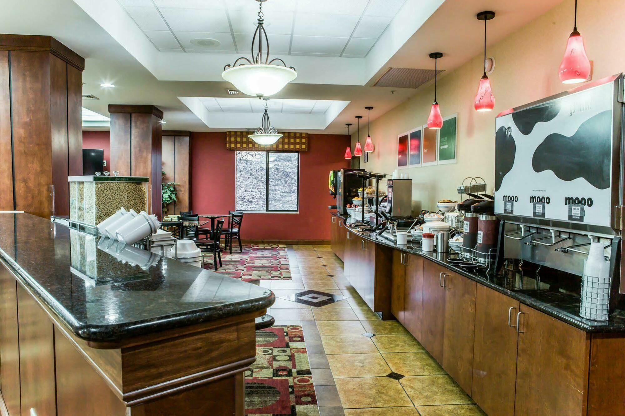 Fairfield By Marriott Inn & Suites Greensboro Coliseum Area Eksteriør billede